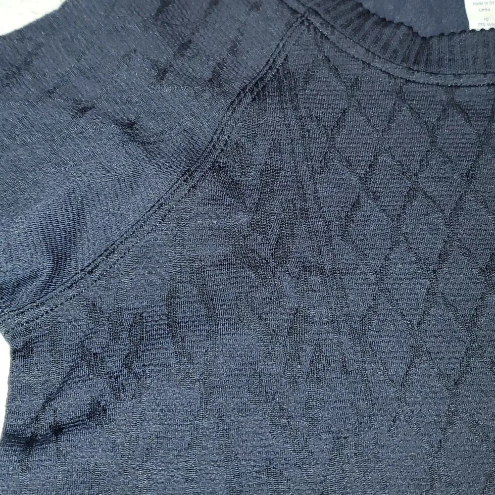 Lululemon Restless Pullover Crewneck Thumbholes Midnight Navy Womens Size 2 NWT - Picture 5 of 16